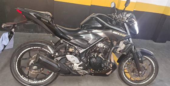 YAMAHA MT-03 